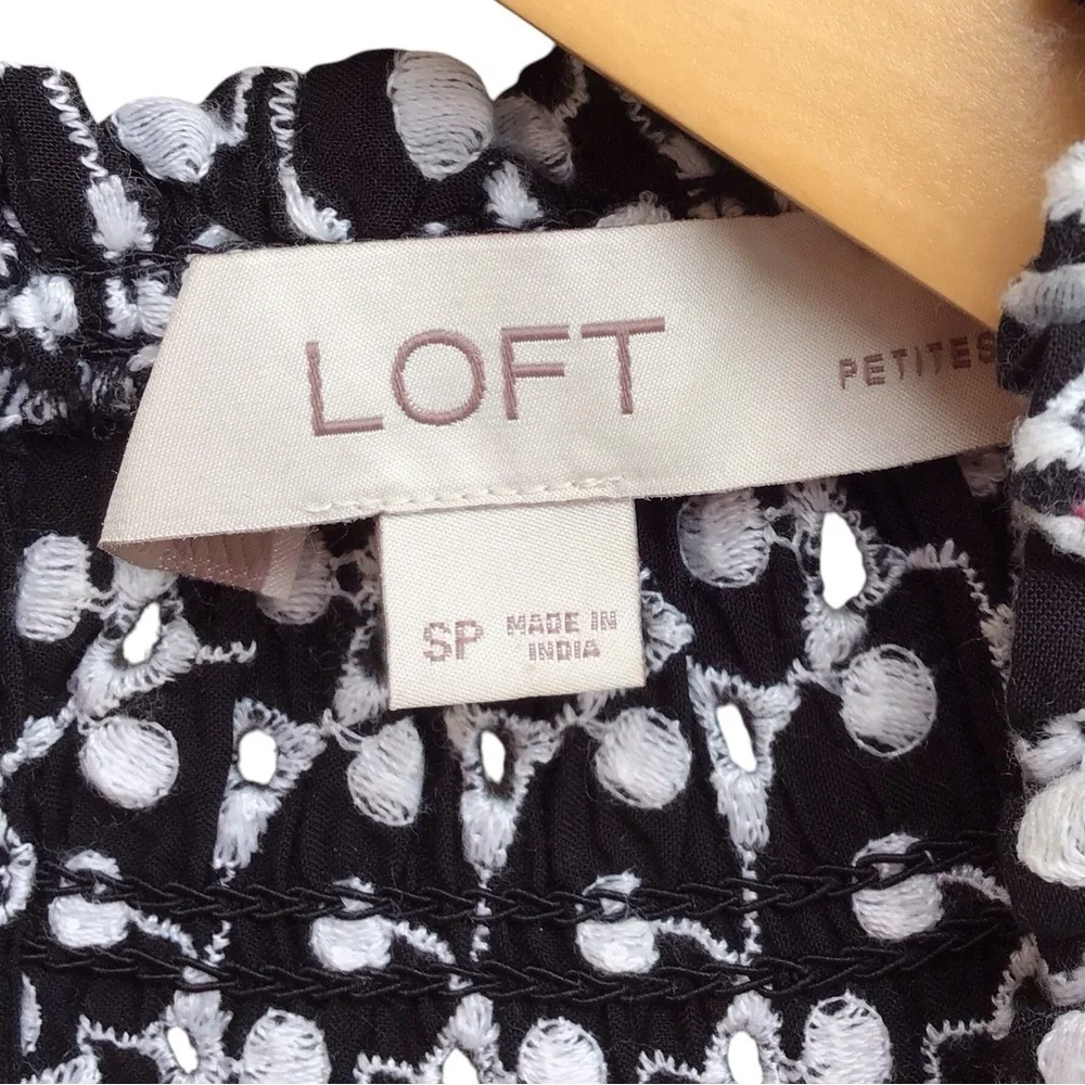 Loft Black White Eyelet Smocked Yoke Cap Sleeve Swing Dress Size SP NEW - Picture 10 of 11